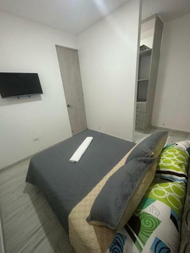 Apartamento Amoblado 3 Habitaciones En Barrio La Campi�a