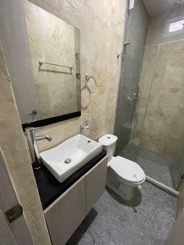 Apartamento Amoblado 3 Habitaciones En Barrio La Campi�a
