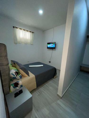 Apartamento Amoblado 3 Habitaciones En Barrio La Campi�a