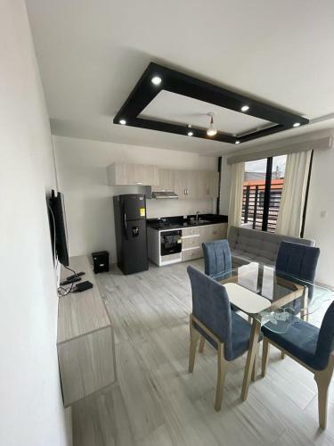 Apartamento Amoblado 3 Habitaciones En Barrio La Campi�a