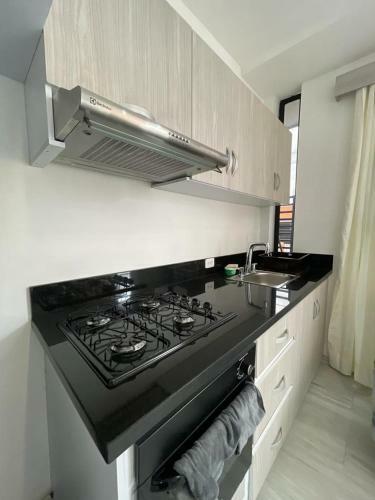 Apartamento Amoblado 3 Habitaciones En Barrio La Campi�a