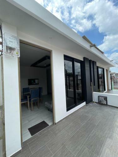 Apartamento Amoblado 3 Habitaciones En Barrio La Campi�a