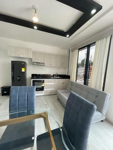 Apartamento Amoblado 3 Habitaciones En Barrio La Campi�a