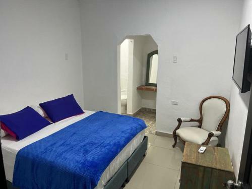 Hotel Tr Econ�mico Y C�modo Con Piscina