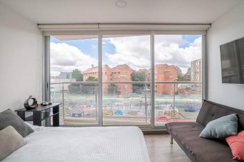 Comfortable Apartment With Terrace In Central Area