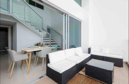 Apartamento Hermoso Apto En Marbella Duplex