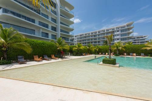 Lujoso Apartamento Con Salida Directa A La Playa Edificio Morros Eco