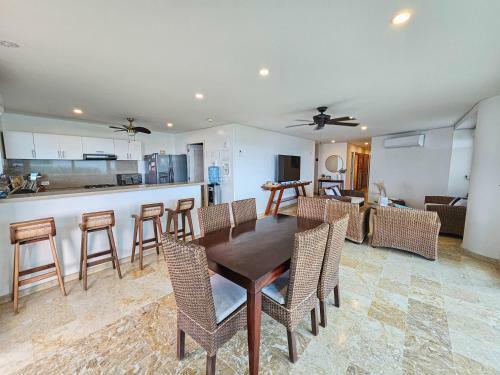 Apartamento Beachfront Apt With Stunning View - The Martini