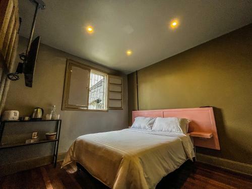 Sr Luis Hotel Boutique - Zona H�roes - Recepci�n Digital 24h