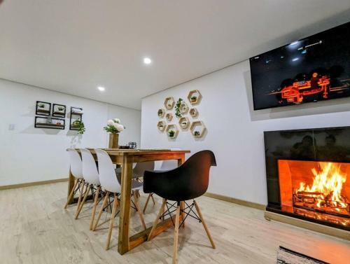 Charming Apartment In Chico Reserved, 93 Park, Zone T!