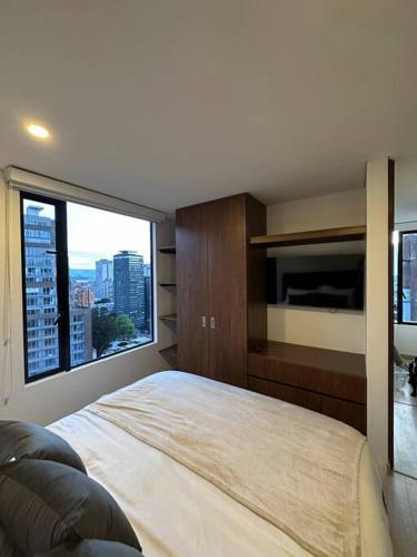 Apartamento Moderno En El Centro Con Vista A La Ciudad