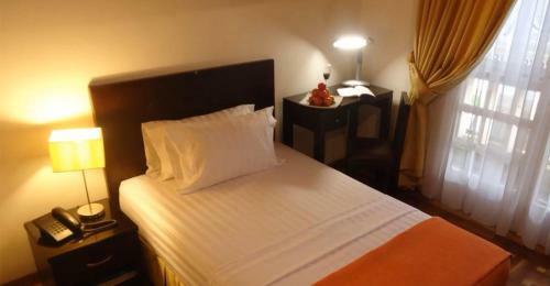Hotel Day 121