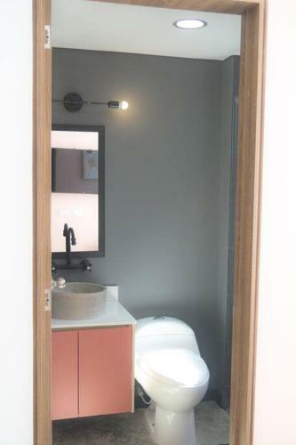 Apartamento Chic Hosty En El Piso Rojo Del Edificio De Colores