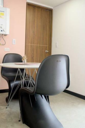 Apartamento Chic Hosty En El Piso Rojo Del Edificio De Colores