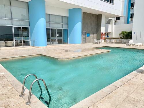 Apartamento De 3 Habitaciones Con Vista Al Mar.