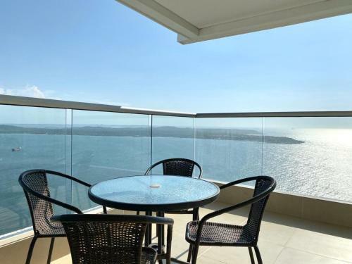 Apartamento De 3 Habitaciones Con Vista Al Mar.