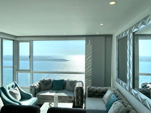 Apartamento De 3 Habitaciones Con Vista Al Mar.