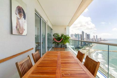 Apartasuites Edificio H2 - Vistas Al Mar & Bahia