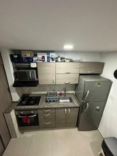 Apartamento C�modo Apto Frente Al Mar, Excelente Ubicaci�n.