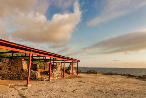 Castillete Hotel & Beach Club