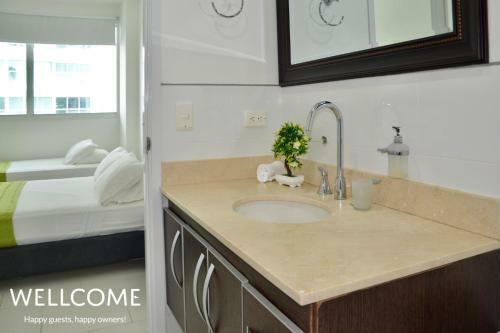 Apartamento Apto Para 6 Piso 12+balc�n, En Cartagena
