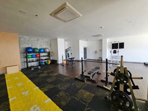 Great Apartment In Bocagrande With Sunset & Beach View