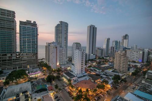 Great Apartment In Bocagrande With Sunset & Beach View