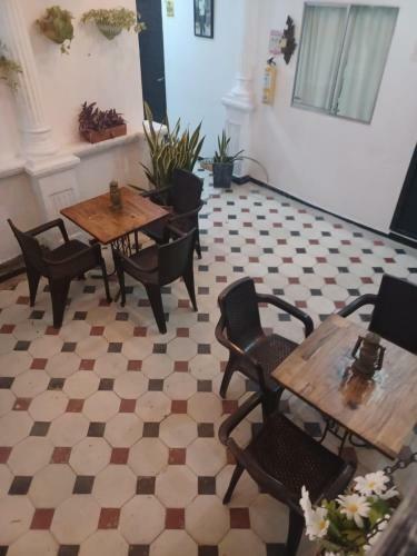 Hostal Hostel M&h