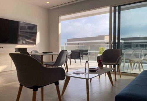 Apartamento Cozy 2br With Impressive Balcony In Cartagena