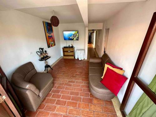 Gorgeous 8 Br House W/ Pool In The Old City