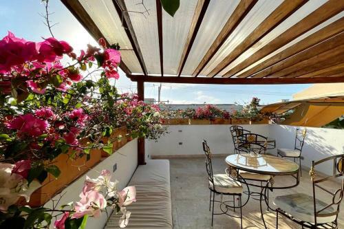 Gorgeous 8 Br House W/ Pool In The Old City