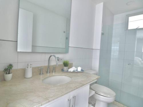 Apartamento Oceanfront Elegance 2br-amazing Pools-beach Access