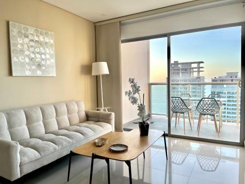 Apartamento 33rd Floor-sea View-balcony-pool-ac-water Heater