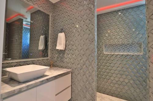 Apartamento Guest Friendly Cartagena 2br Jacuzzi Stripper Pole