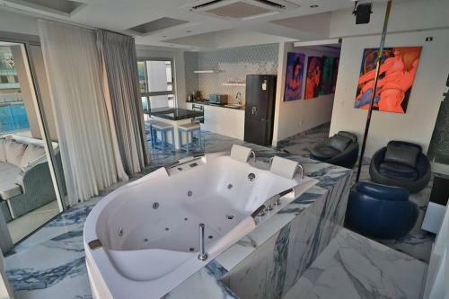 Apartamento Guest Friendly Cartagena 2br Jacuzzi Stripper Pole