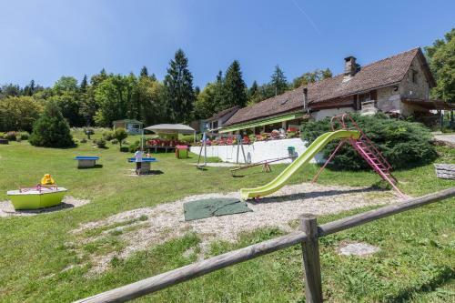 Team Holiday - Camping Le Balcon De Chartreuse