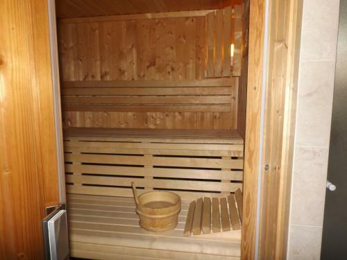 Hotel Hostellerie Du Ch�teau Des Monthairons