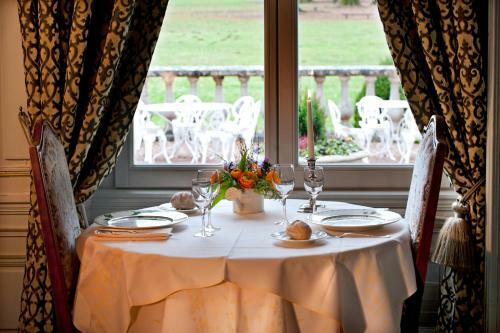 Hotel Hostellerie Du Ch�teau Des Monthairons