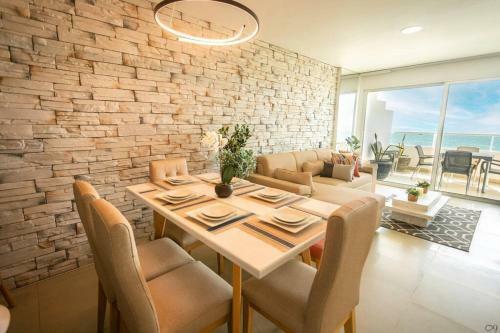Best Ocean View Stunning Apartment