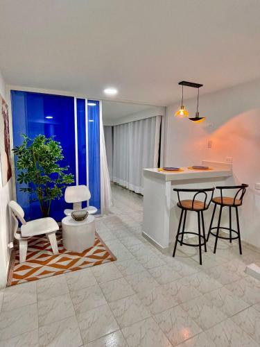 Apartamento Elegante, Balc�n Y Vista, Nuevo Conquistador