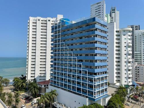 Apartamento En Edificio Portofino 6 Icdi