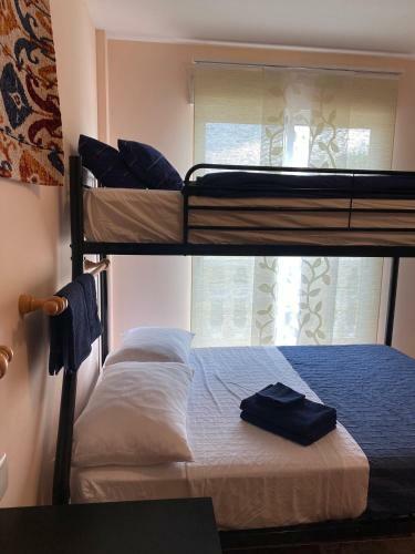 Comfortable Guest Room With Balcony
