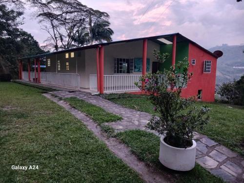 Bed & Breakfast Refugio En La Monta�a