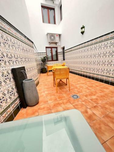 Extenso Y Relajante Apartamento