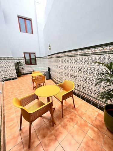 Extenso Y Relajante Apartamento