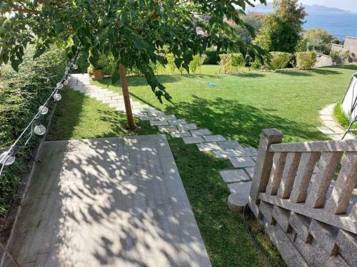 Villa Charneca, Jard�n Y Mar