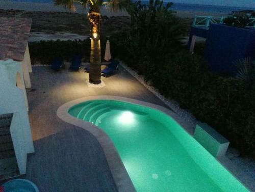 Villa En Primera Linea De Playa