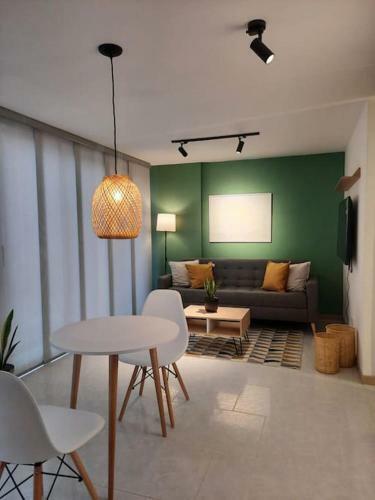 Cozy Apartment In Historic Prado
