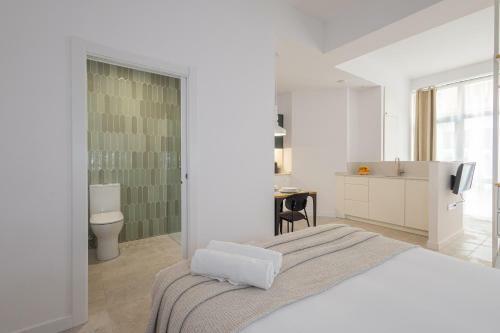 Florit Flats - The Joaquin Sorolla Apartments II