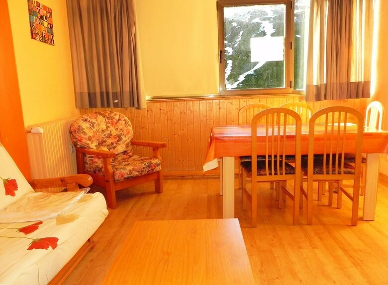 Apartamentos Candanchu 3000